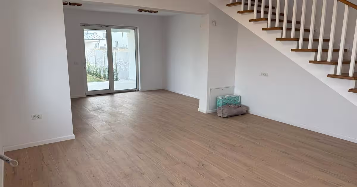 Duplex 118 mp cu 4 camere în Bucovăț (Remetea Mare)