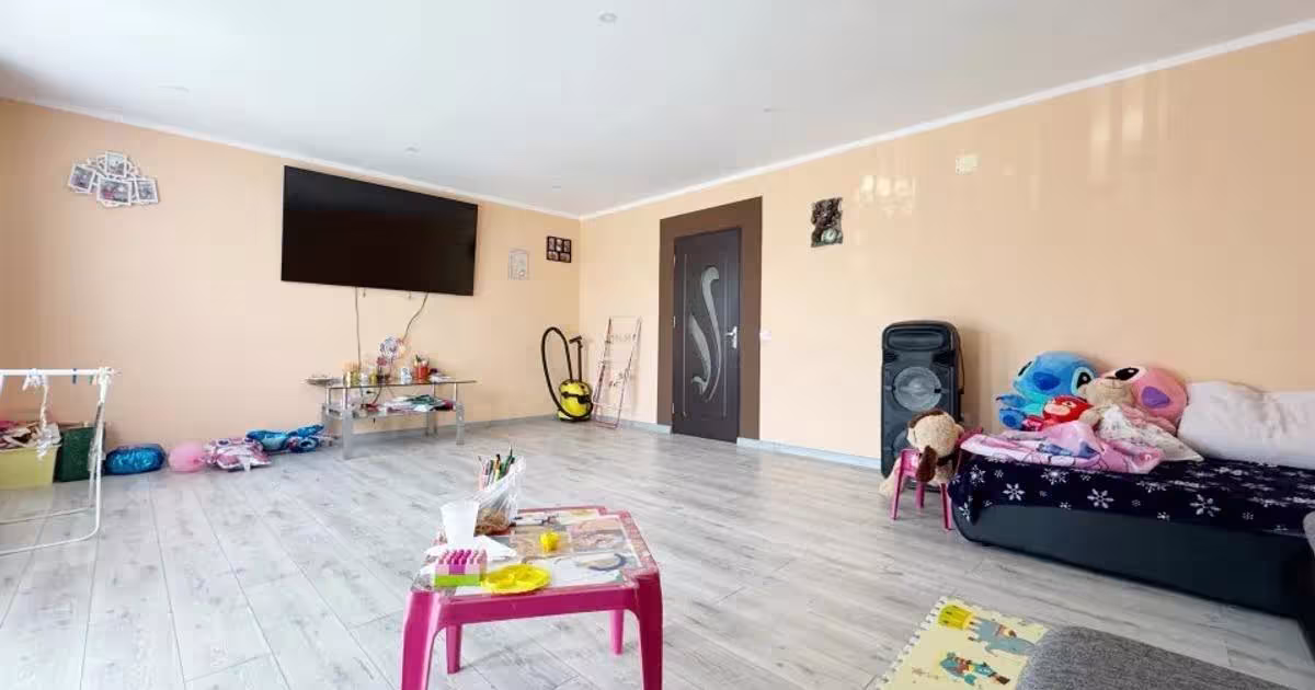 Duplex 89 mp cu 3 camere în Bujoreni