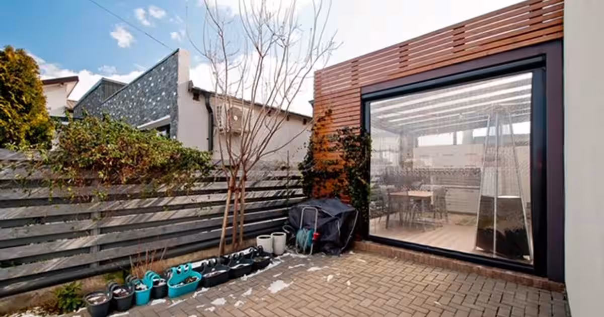 Vila 2017 P+1ET mobilata complet „la cheie” zona Metro