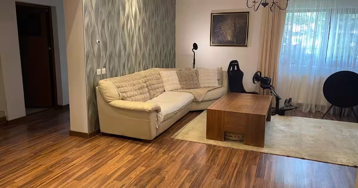 Duplex 168 mp cu 6 camere în Otopeni