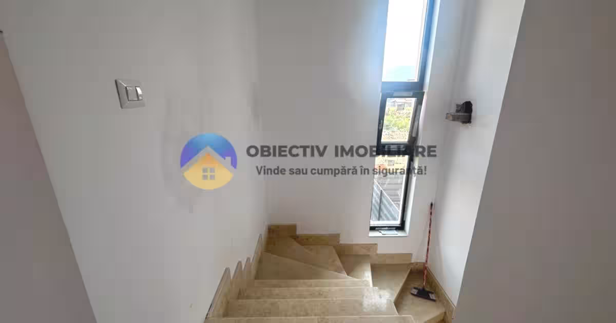 Duplex 120 mp cu 3 camere în zona Est, Piatra-Neamț