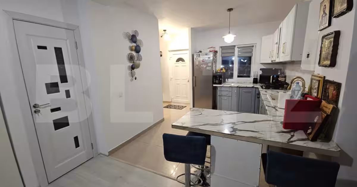 Duplex 90 mp cu 3 camere în Rediu