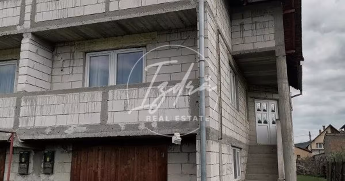 Duplex 215 mp cu 5 camere în zona Central, Tălmaciu
