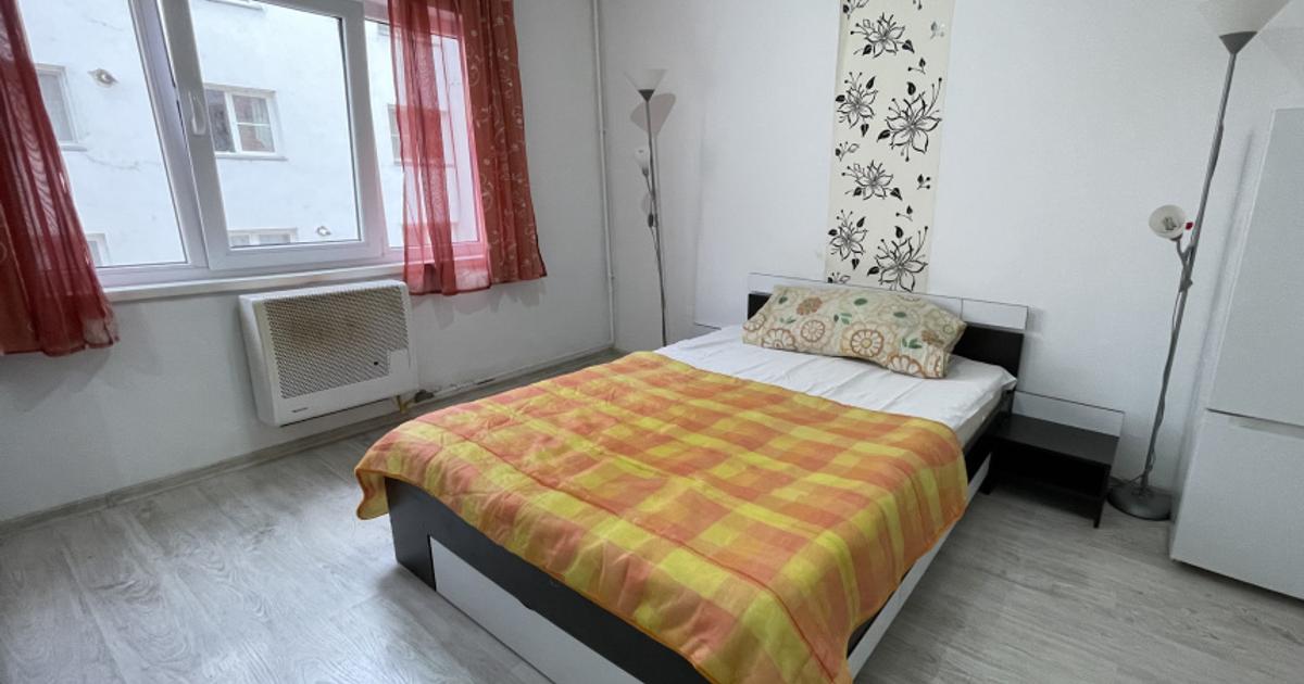 De inchiriat, garsoniera 22 mp utili, etaj 2/4 - Ampoi