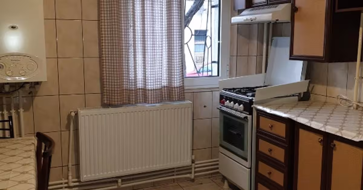 Garsonieră decomandată în zona Obor, Brăila