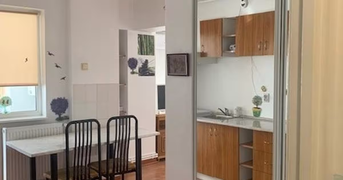 Garsonieră decomandată în zona Dacia, Constanța