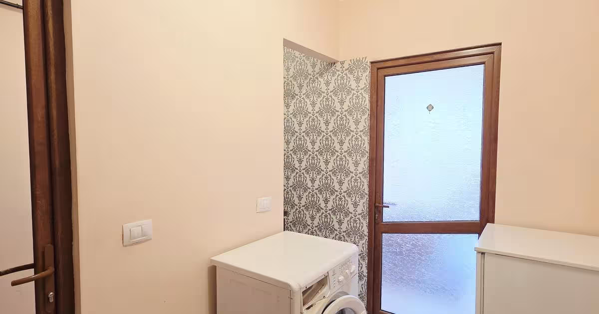 Garsonieră decomandată în zona Țiglina 1, Galați preț 1.150 RON / lună