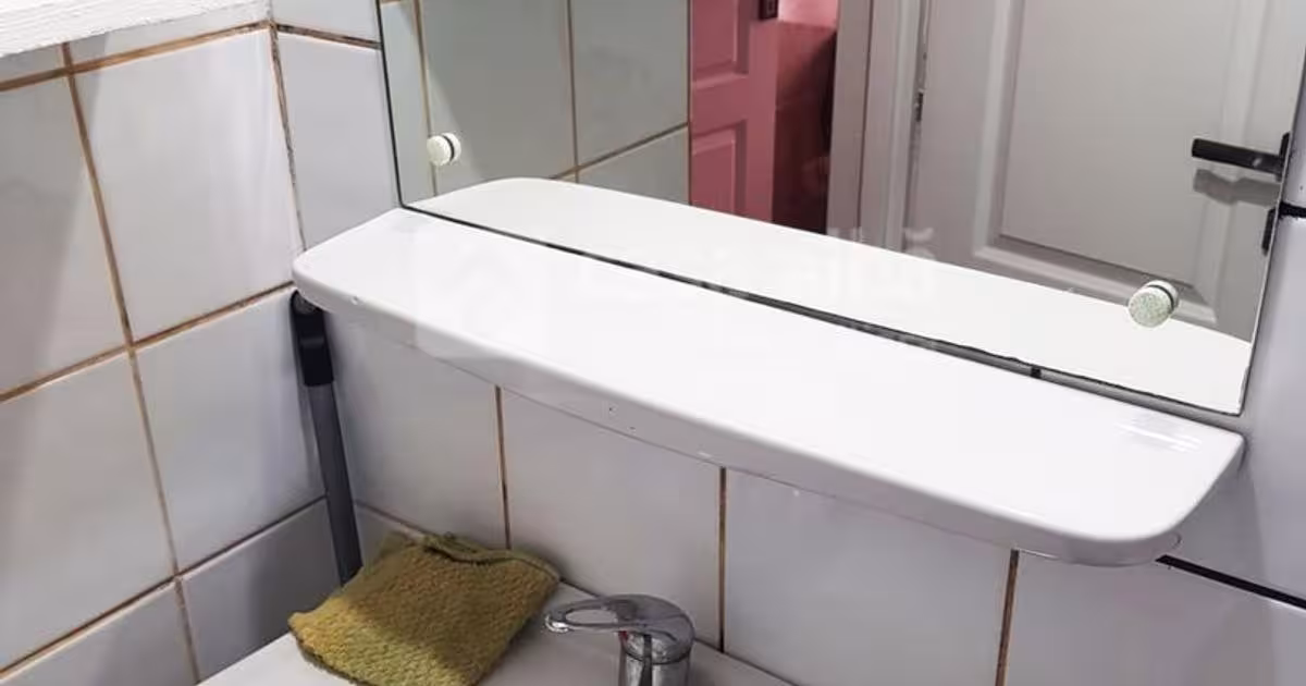 Garsonieră decomandată în zona Podu Roș, Iași