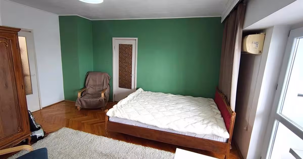 Garsonieră decomandată în zona Podu Roș, Iași
