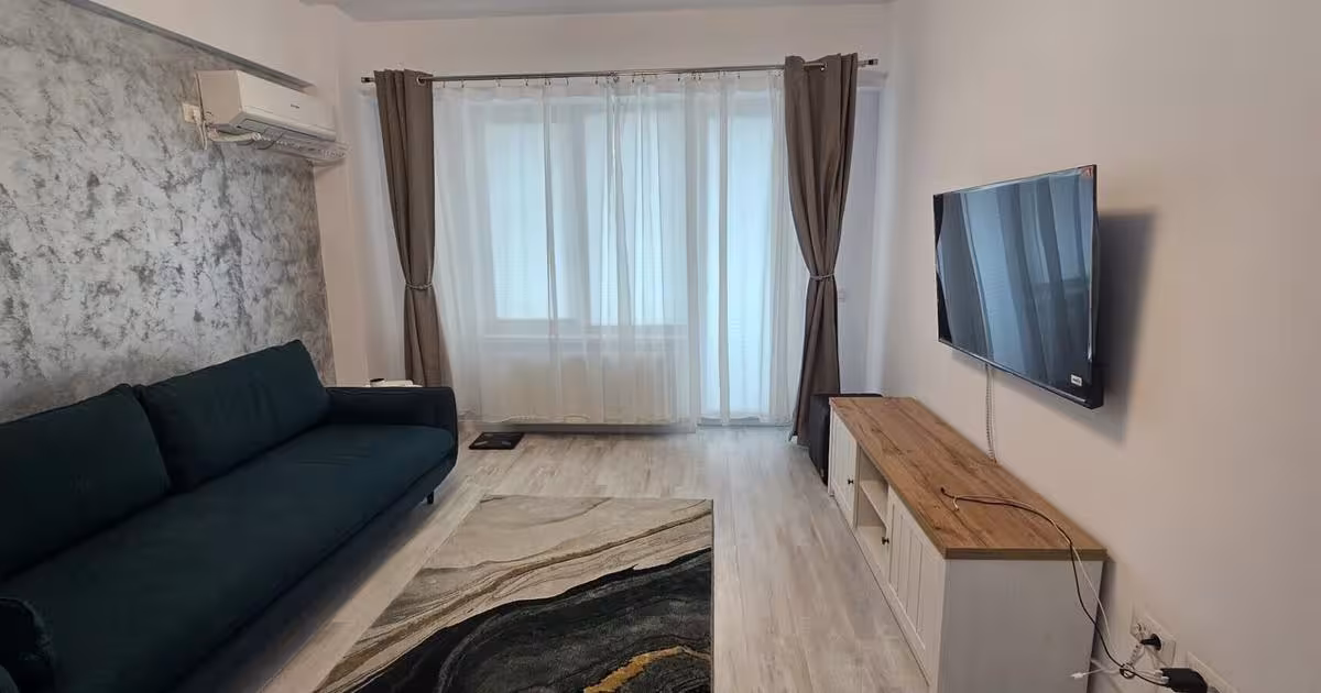 Garsonieră decomandată în zona Podu Roș, Iași