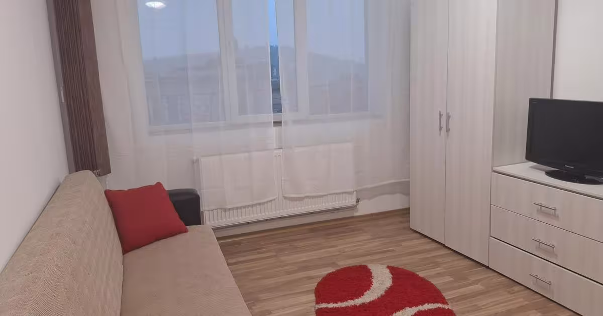 Garsonieră nedecomandată în zona Podu Roș, Iași