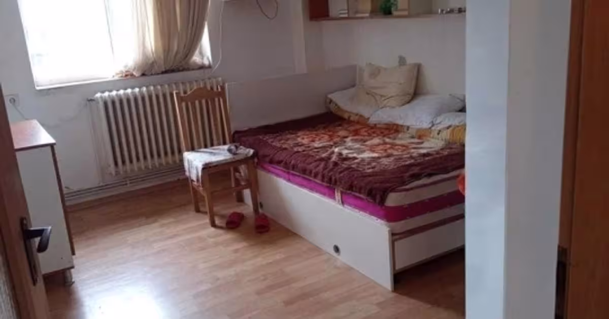 Garsonieră decomandată în zona Târgu Cucu, Iași