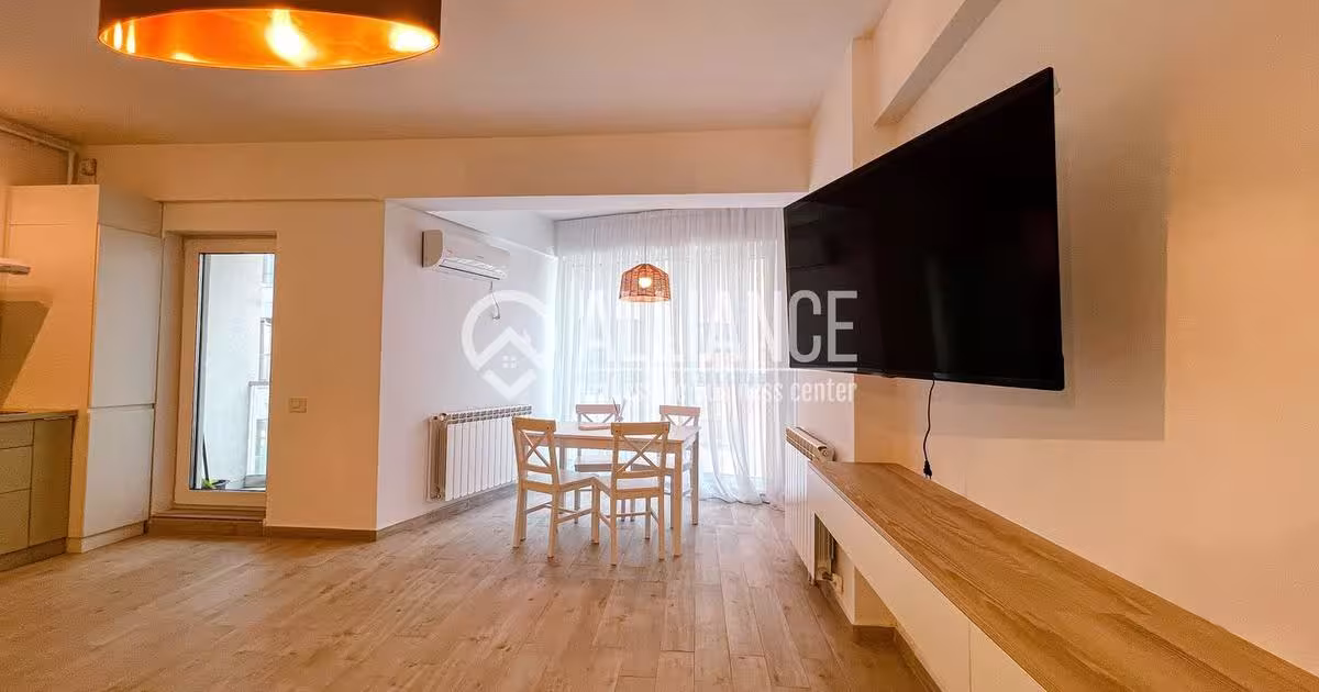 Garsonieră decomandată în zona Central, Mamaia-Sat