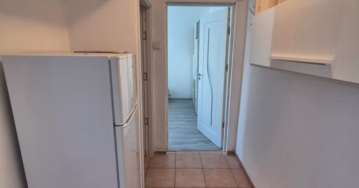Garsonieră semidecomandată în zona Micro I, Reșița