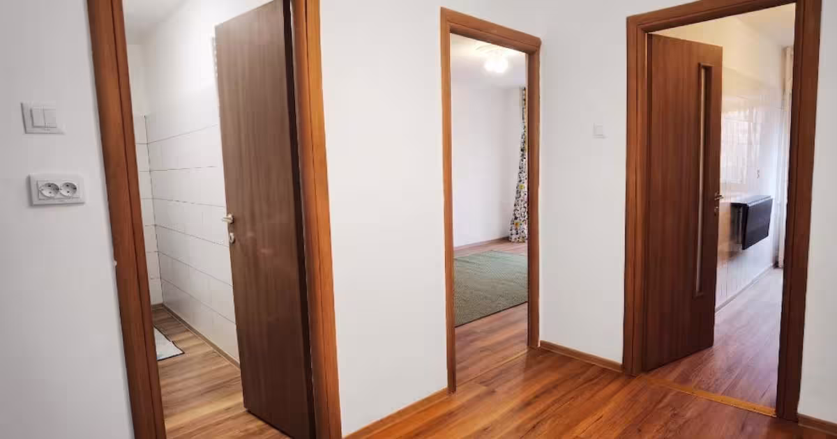 Garsonieră decomandată în zona Apărătorii Patriei, Sector 4