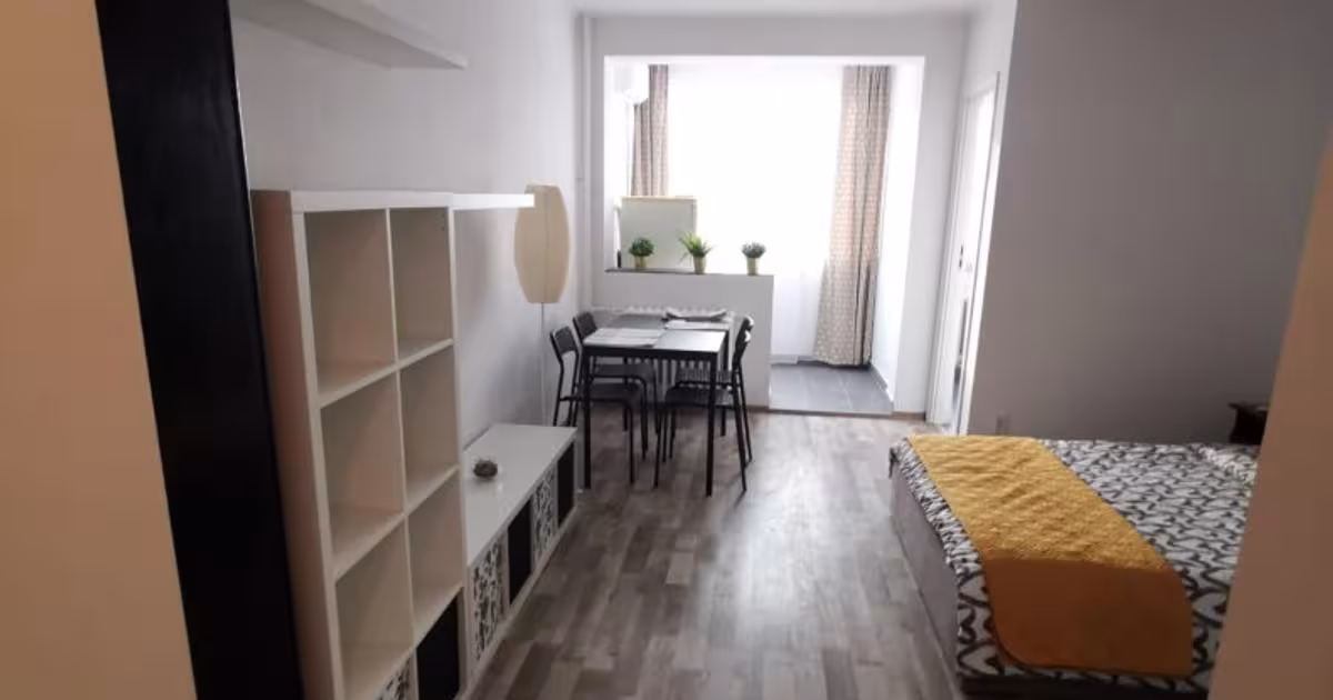 Garsonieră decomandată în zona Drumul Taberei, Sector 6
