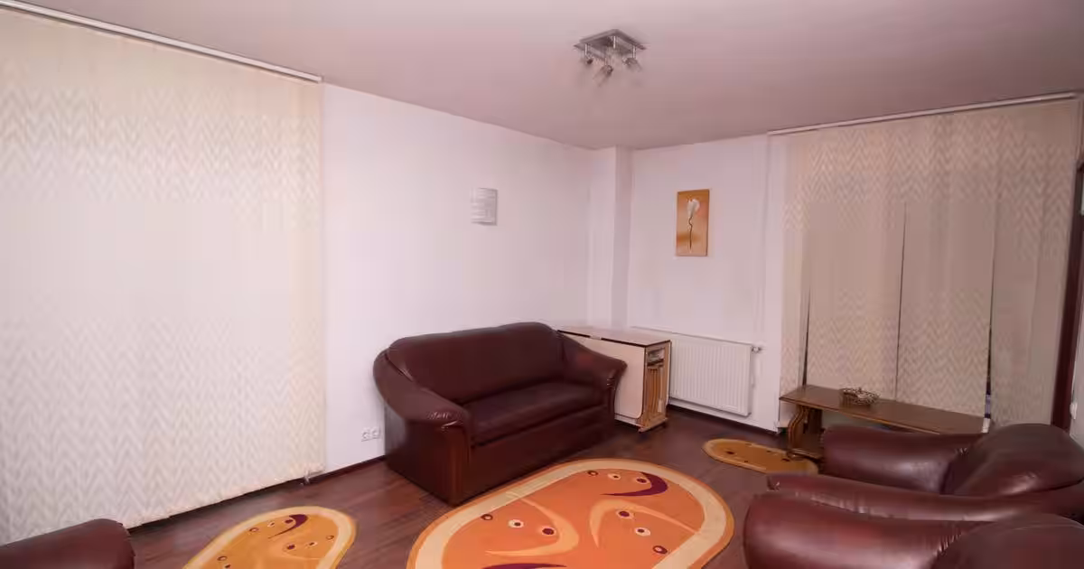 Garsonieră semidecomandată în zona Central, Sinaia