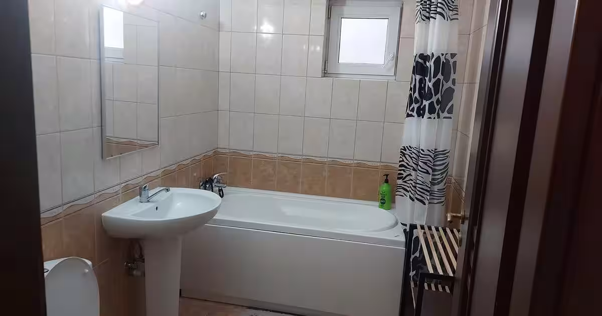 Garsonieră decomandată în zona Central, Suceava