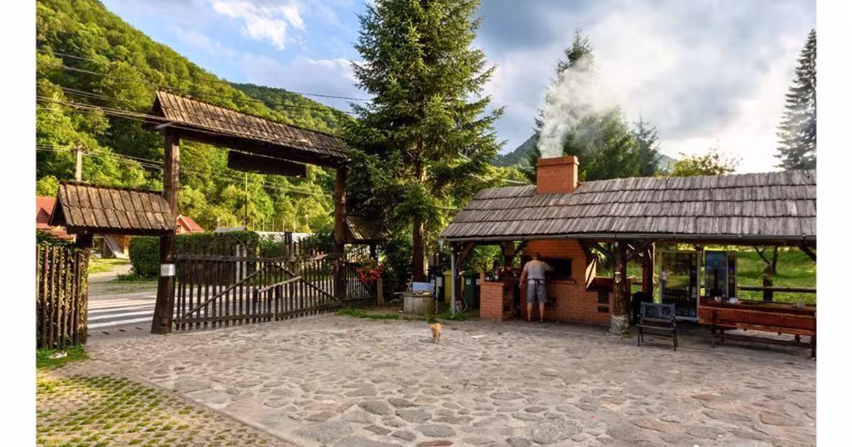 Hotel/Pensiune 1550 mp în Râu Sadului