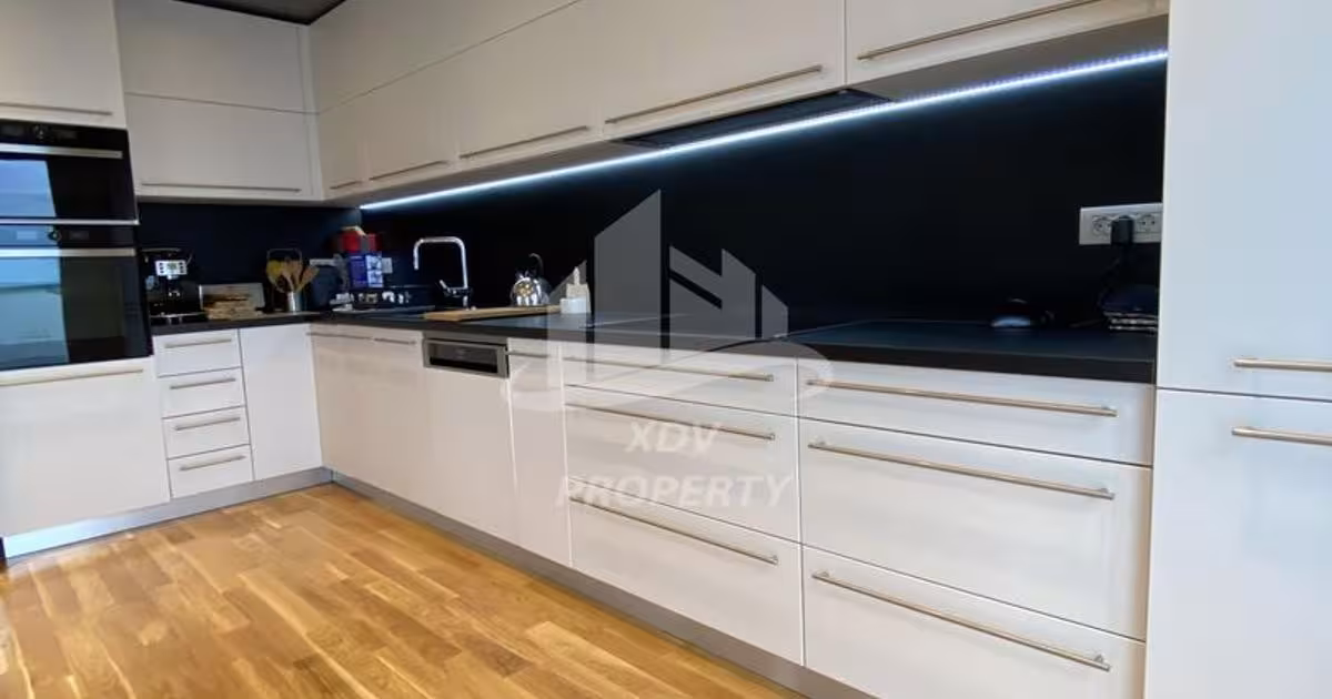 Penthouse decomandat cu 3 camere în Șelimbăr