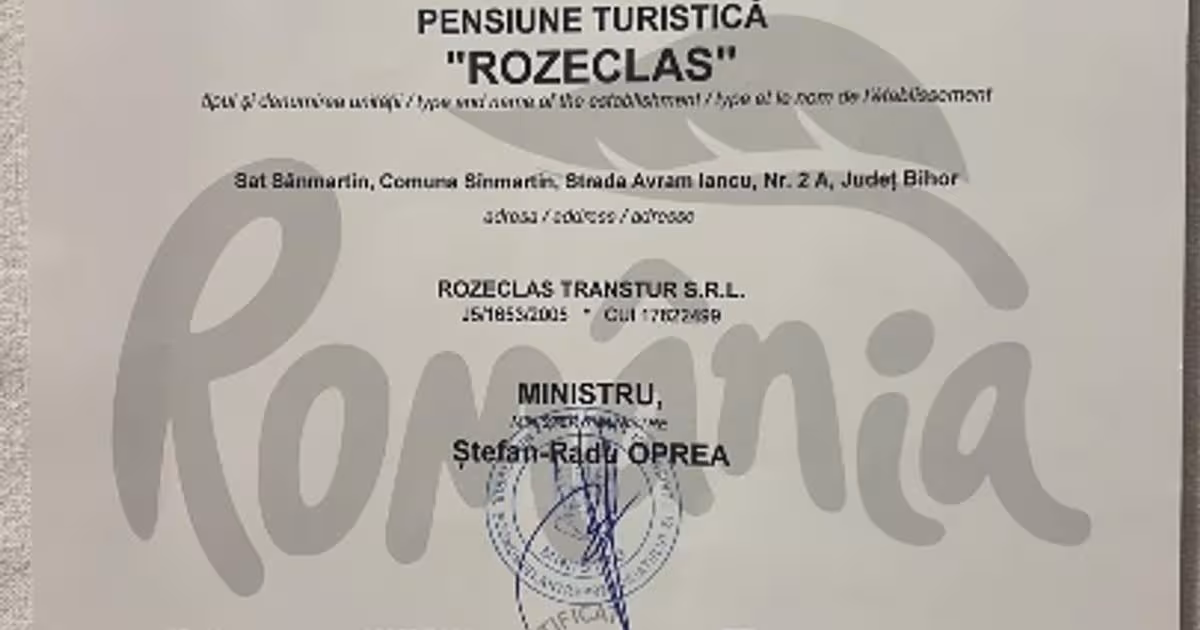Proprietate specială 1080 mp în Sânmartin