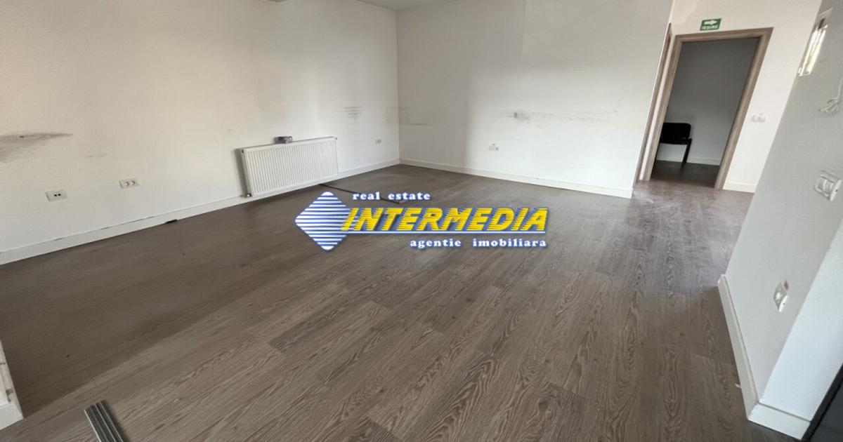 Spatiu comercial I 66 mp I Cetate I finisat complet I