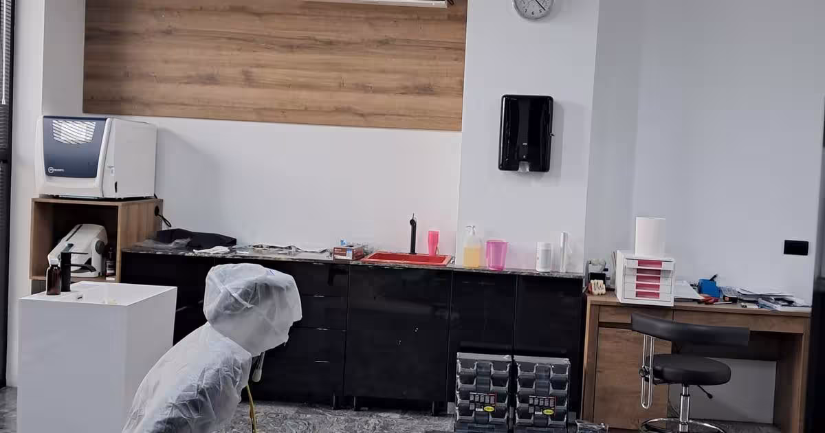 Spațiu comercial 48 mp în zona Frumoasa, Iași preț 3.984 RON / lună