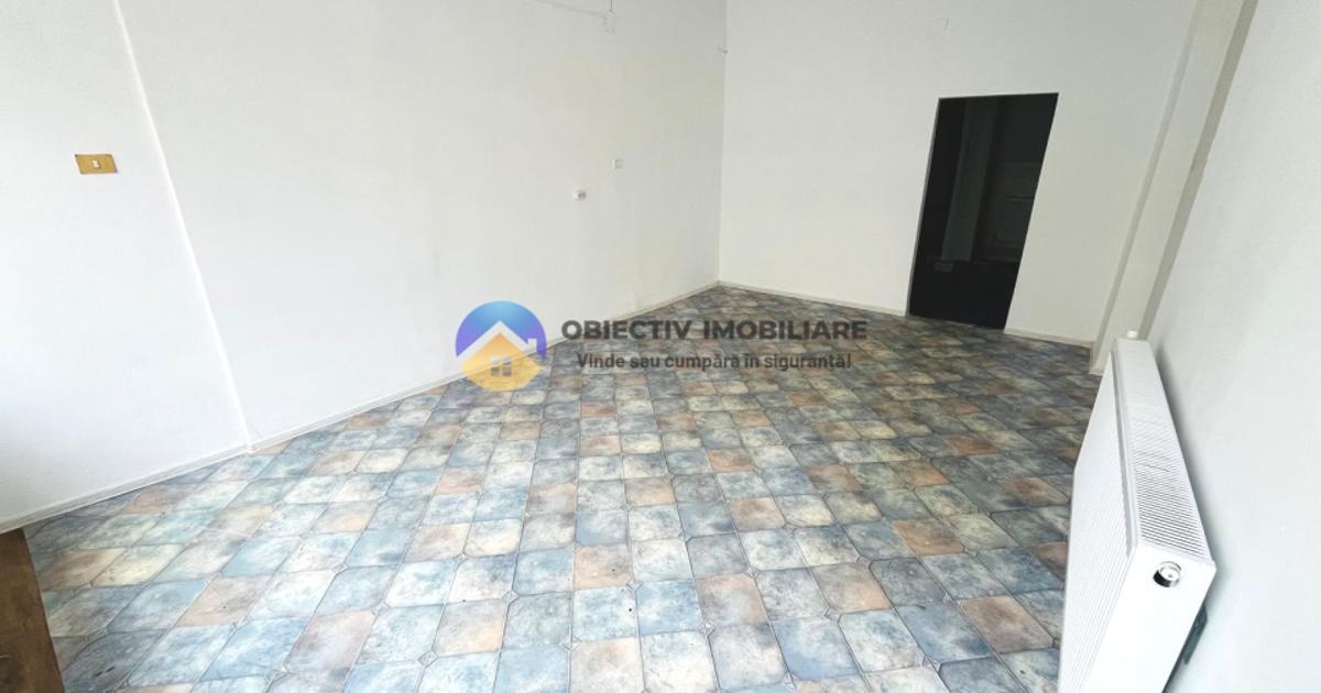 SPATIU COMERCIAL  77 mp, Bulevardul TRAIAN -Piatra Neamt