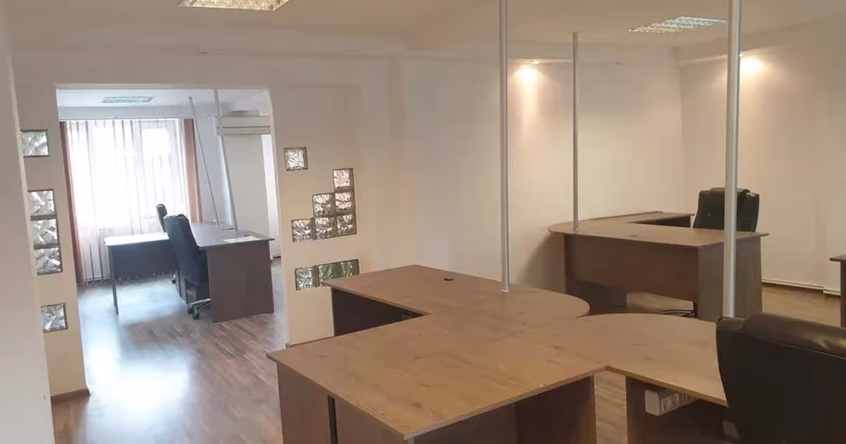 Spațiu comercial 120 mp în zona Ultracentral, Ploiești