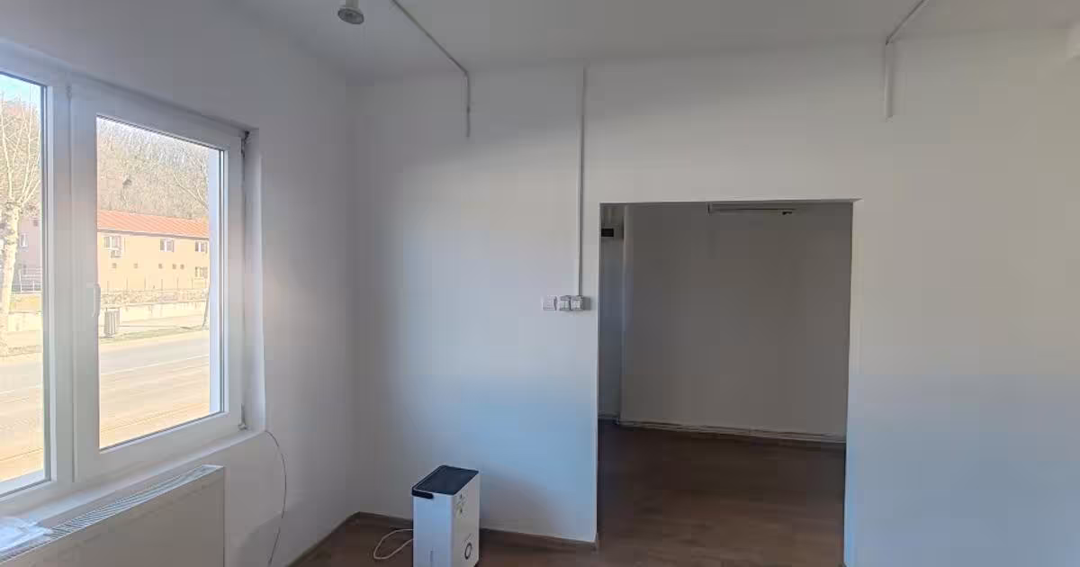 Spațiu comercial 50 mp în zona Moroasa 1, Reșița