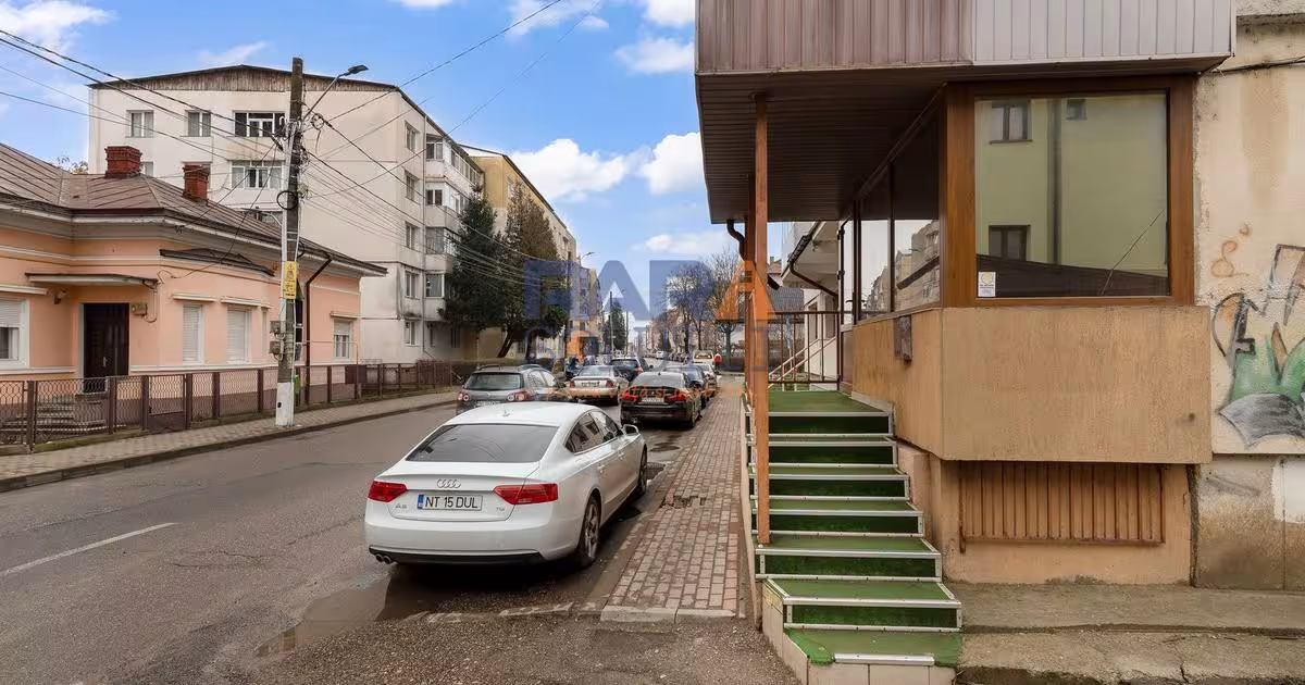 Spațiu comercial în zona Ultracentral, Roman