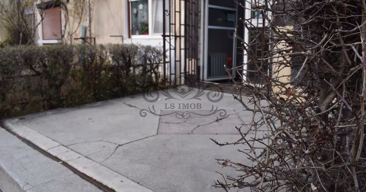 Spațiu comercial 24 mp în zona Electroprecizia, Săcele