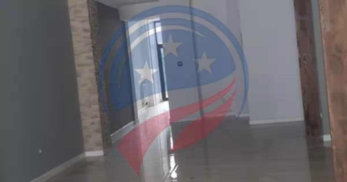 Spatiu comercial ultracentral/ de vanzare/ de inchiriat/ Craiova