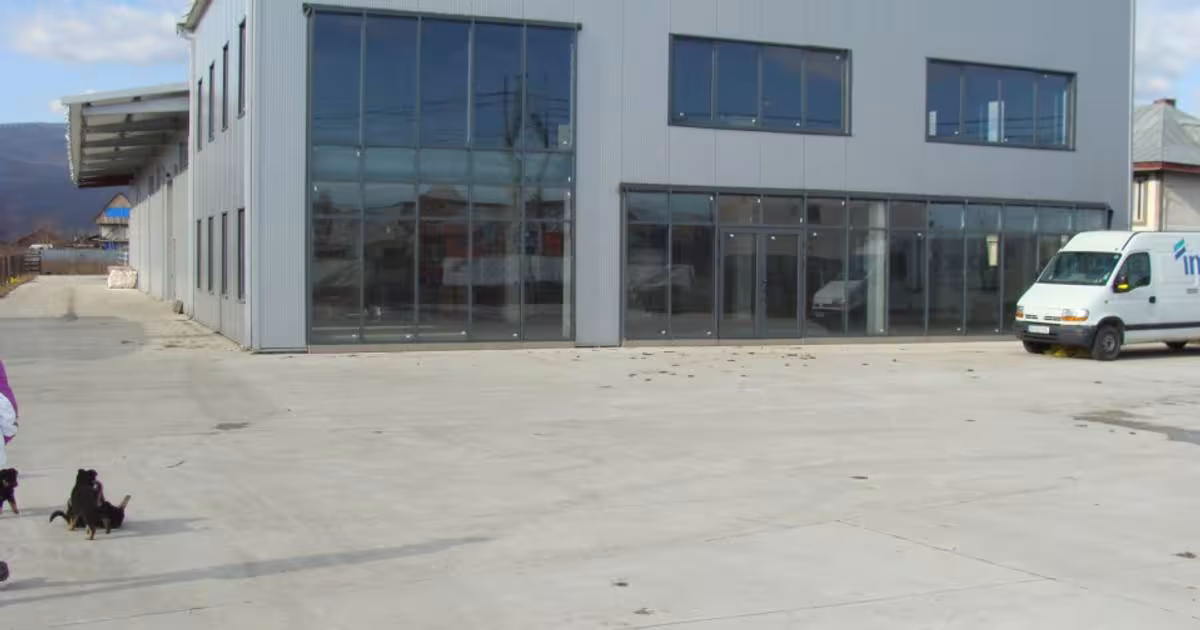 Spațiu comercial în zona Vânători, Piatra-Neamț
