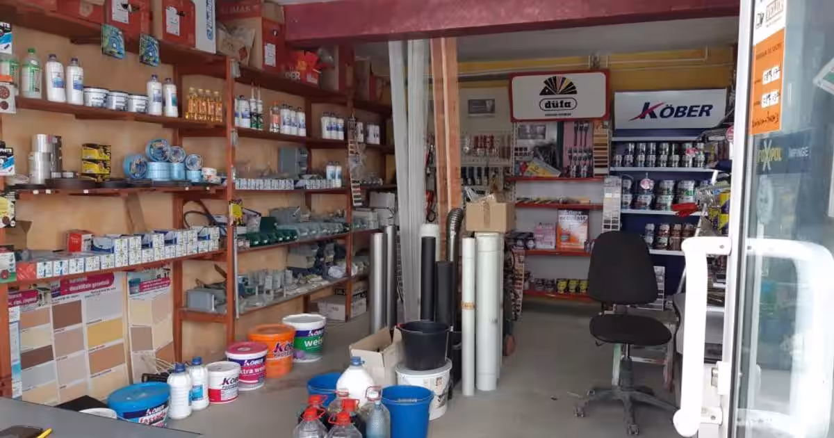 Imobilstar vinde/ inchiriaza magazin+ depozit in Ungheni