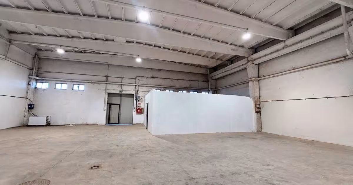 Spațiu industrial 850 mp în zona Aurel Vlaicu, Arad