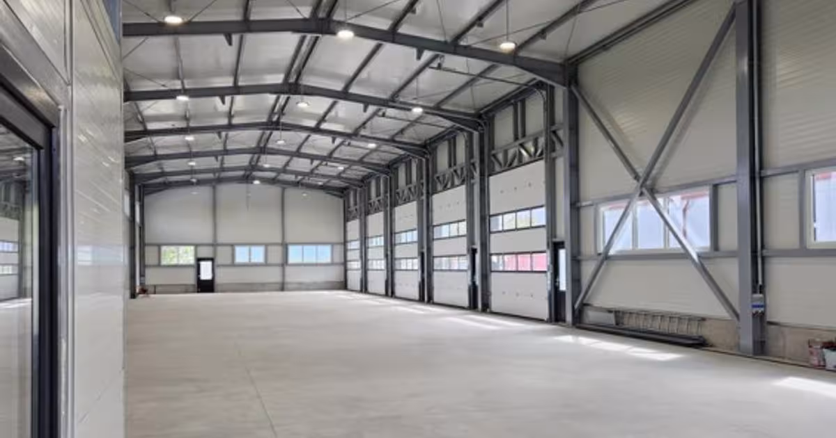 Spațiu industrial 600 mp în Cristian