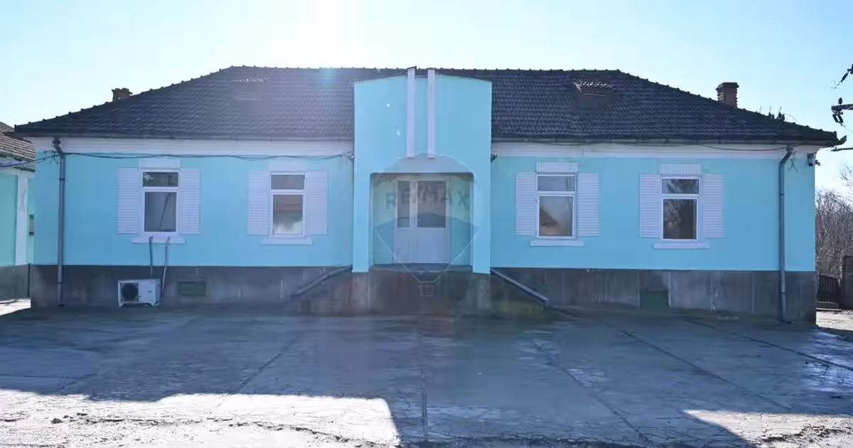 Spațiu industrial de 1,574mp de vânzare/Str Brestei