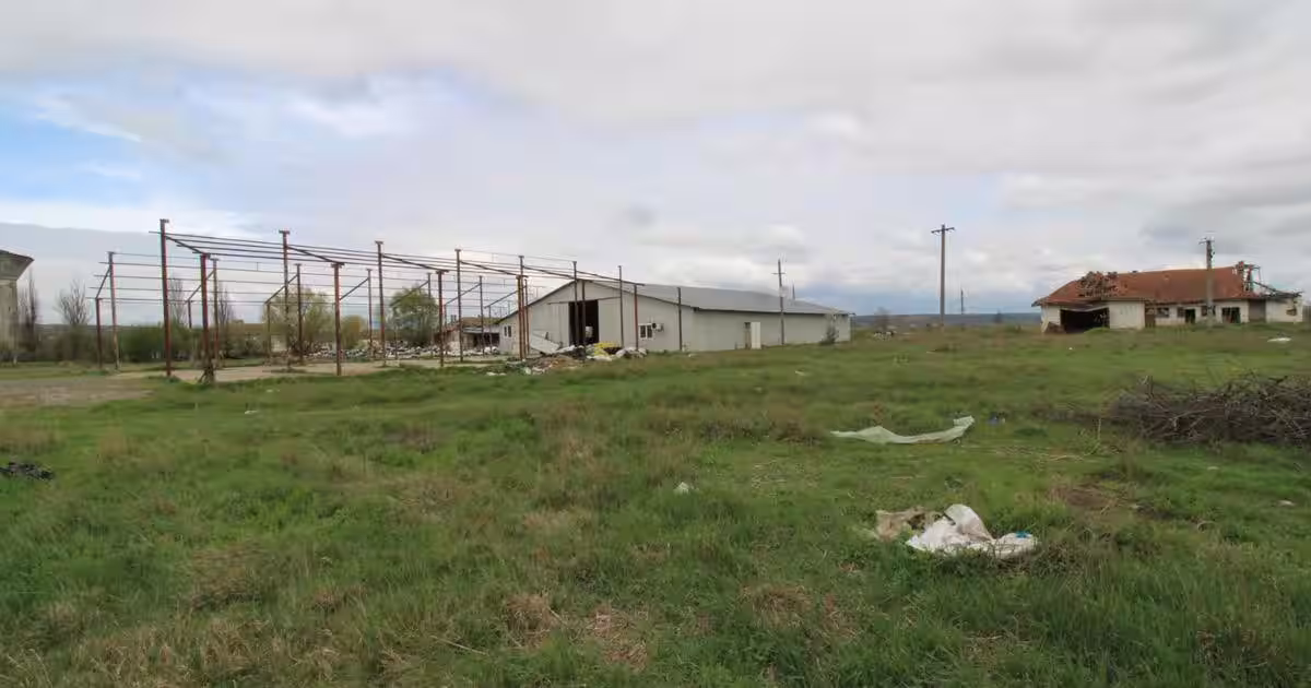 Spațiu industrial 1000 mp în Foltești