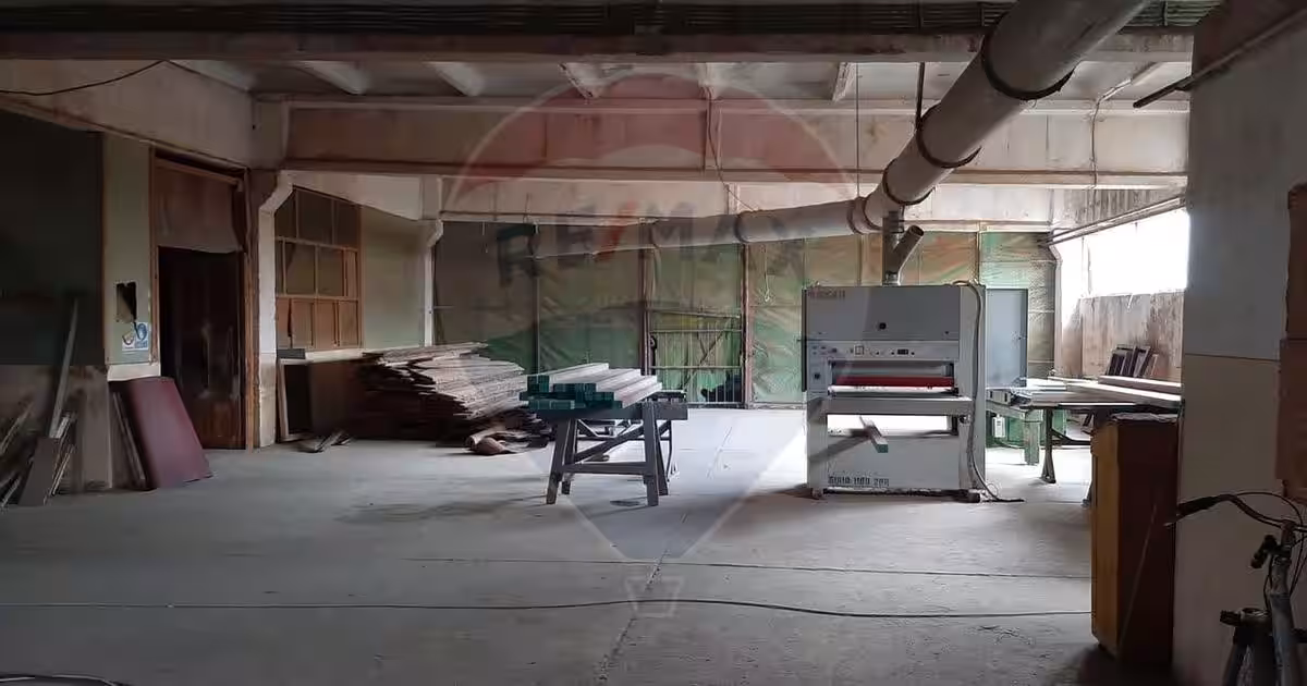 Spațiu industrial în zona Mihai Bravu, Ploiești