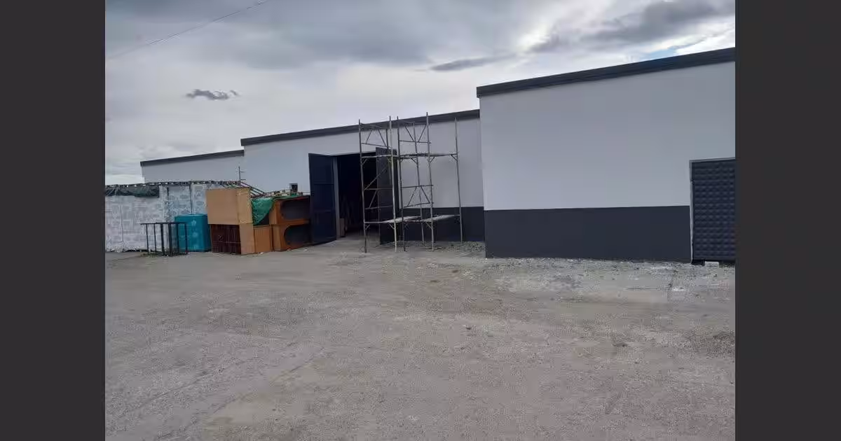 Spațiu industrial 8120 mp în Roman