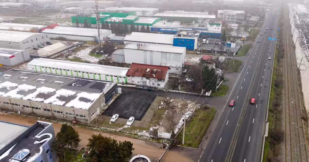 Spațiu industrial 1270 mp în Tunari