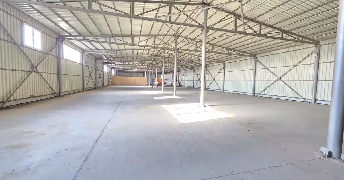 Hala de vanzare 1440 mp 5000 teren VÂNĂTORI GALAȚI