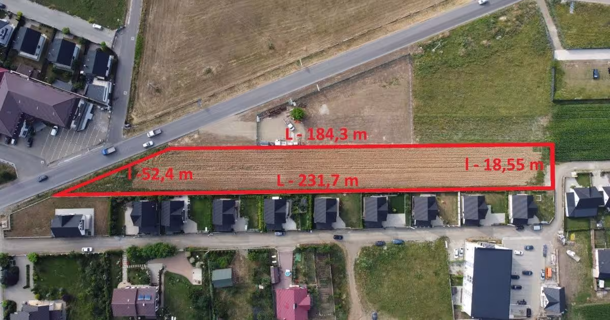 Teren agricol intravilan de 4000 mp, în Sfântu Ilie