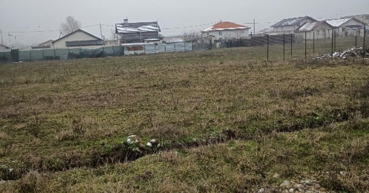 Teren agricol intravilan de 650 mp, în Șimian