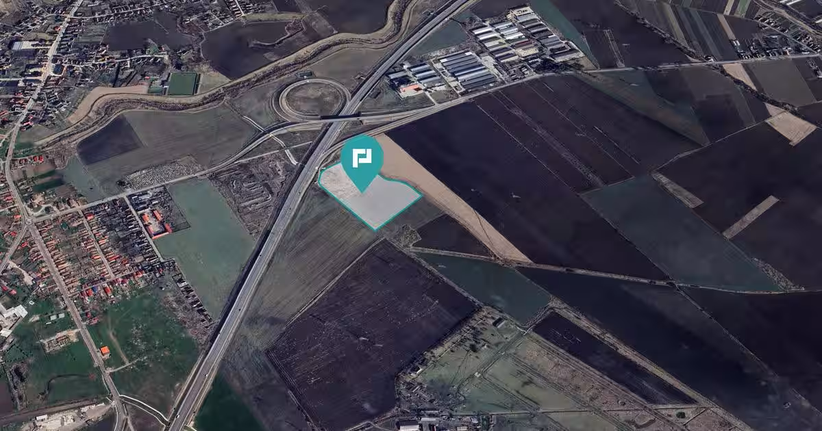 Teren agricol extravilan de 44376 mp, în Ungheni