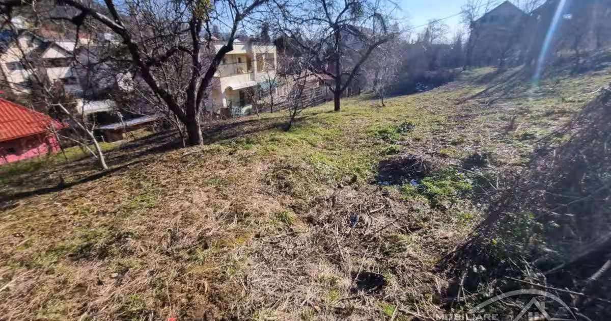 Teren Construcții intravilan de 820 mp, în zona Valea Roșie, Baia Mare