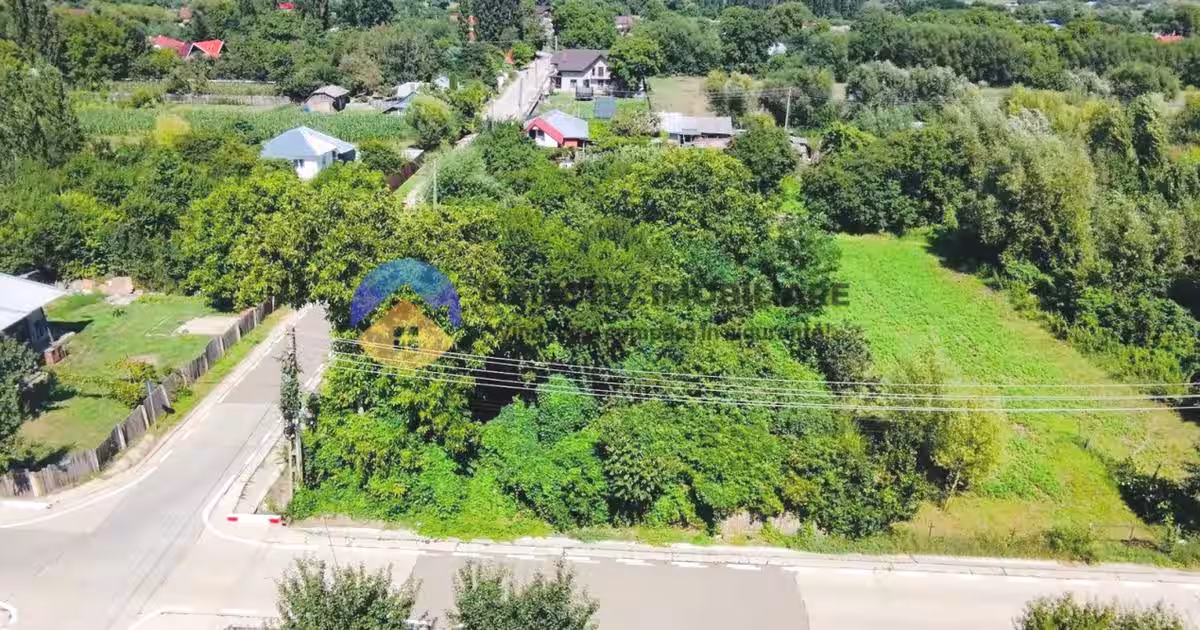 Teren Construcții de 1110 mp, în Boțești