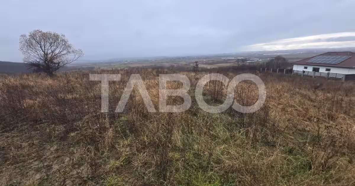 Teren Construcții intravilan de 423 mp, în Bungard