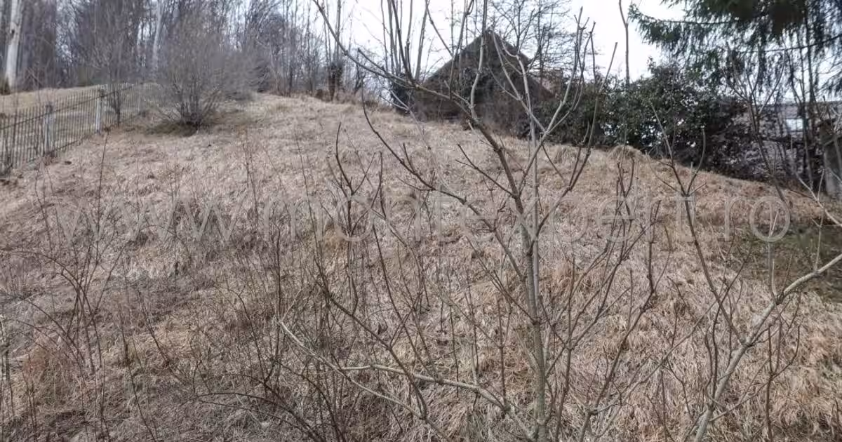 Teren  de vanzare, in Busteni, zona centrala, foarte usor accesibil!